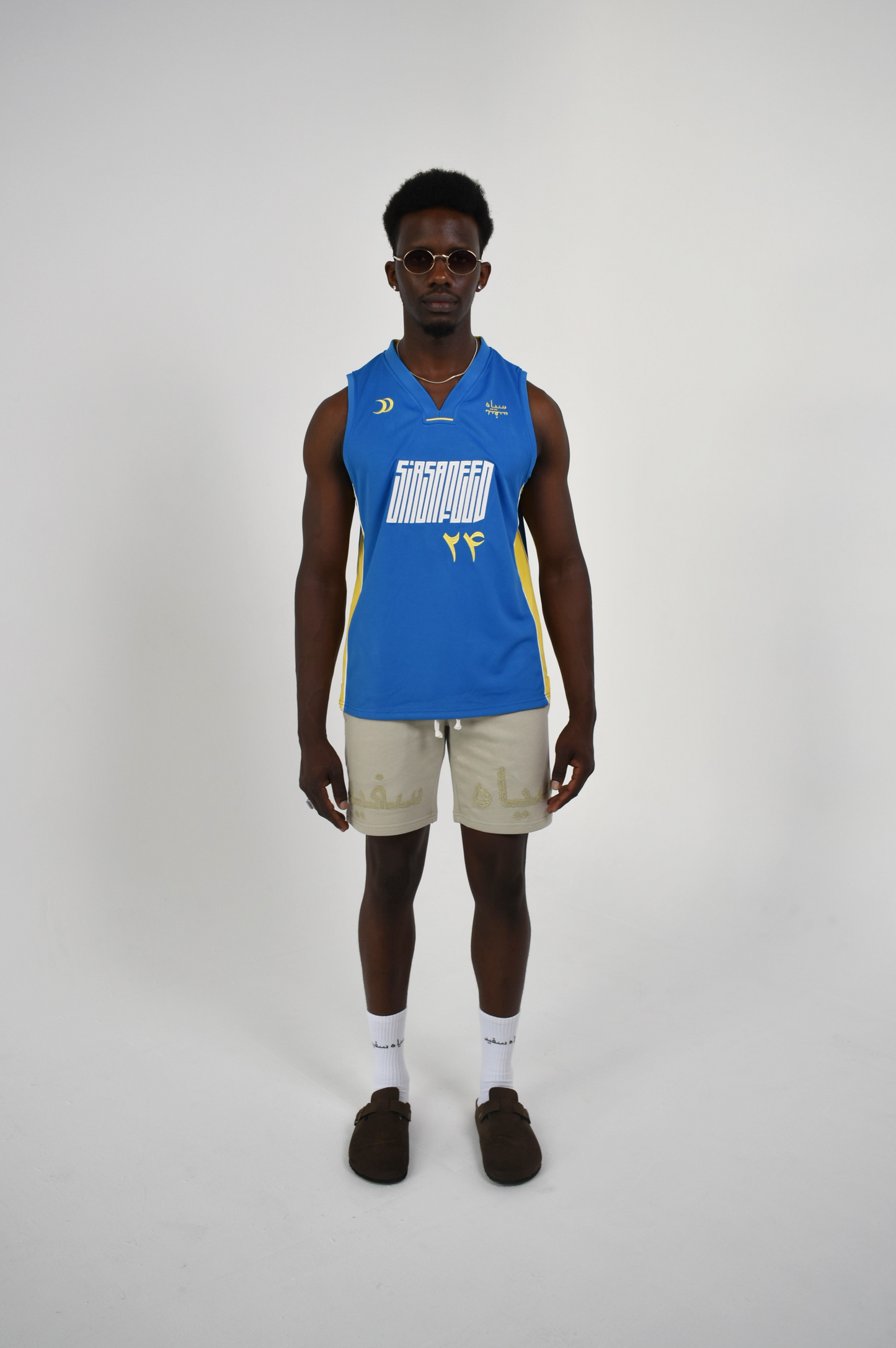 Aabi Singlet